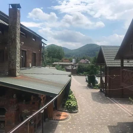 Guest house Pidkova чан сауна приймаємо групи до 70людей Pystan