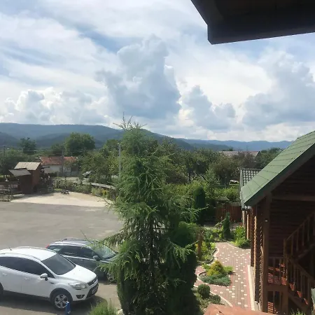 Guest house Pidkova чан сауна приймаємо групи до 70людей 3*