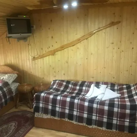 Pidkova чан сауна приймаємо групи до 70людей בית הארחה